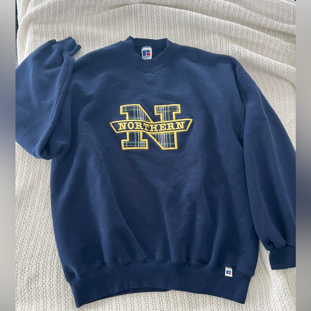 90s vintage Northern Michigan preppy Crewneck